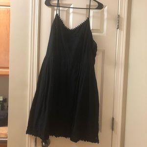 XXL Old Navy Black Fall Dress with Accents!